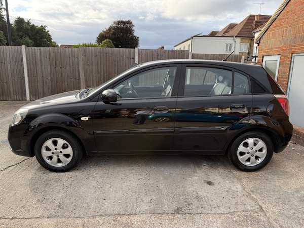 Used Kia Rio 2010 for sale - 76082409: Photo 7