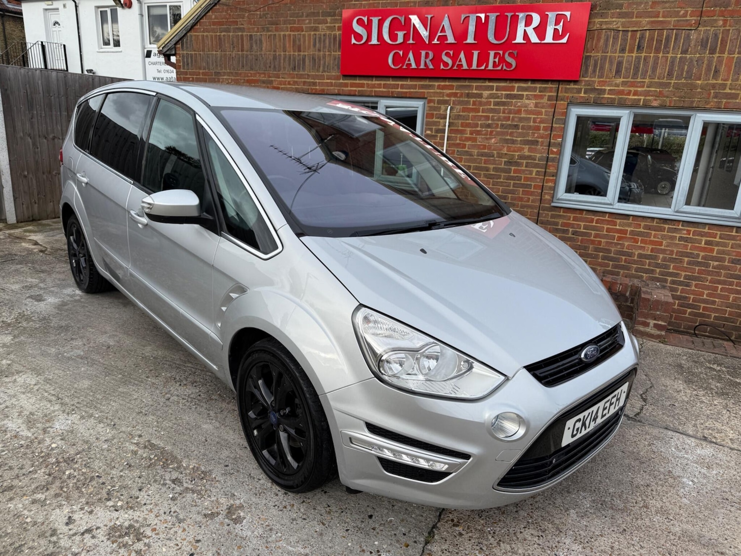 Used Ford S-Max 2014 for sale - 76416563: Photo 1