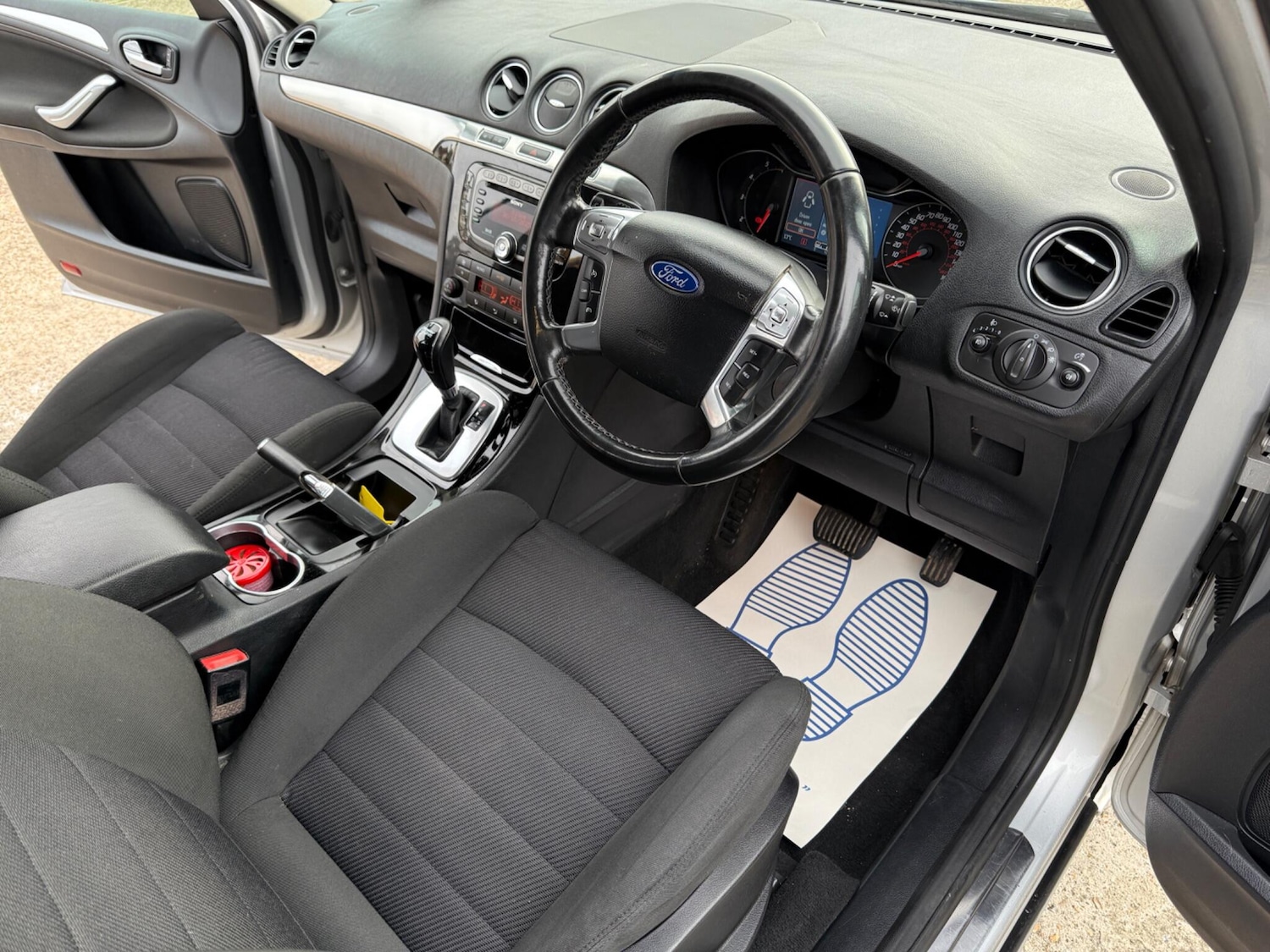 Used Ford S-Max 2014 for sale - 76416563: Photo 5