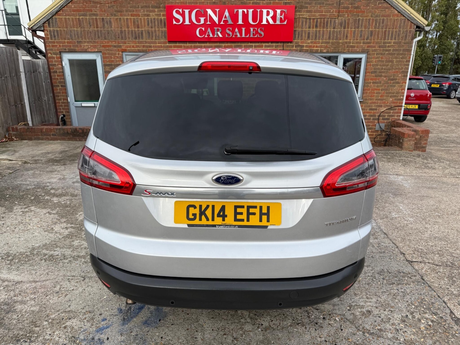 Used Ford S-Max 2014 for sale - 76416563: Photo 9