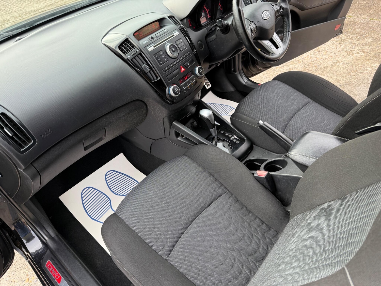 Used Kia Ceed 2011 for sale - 76480773: Photo 13