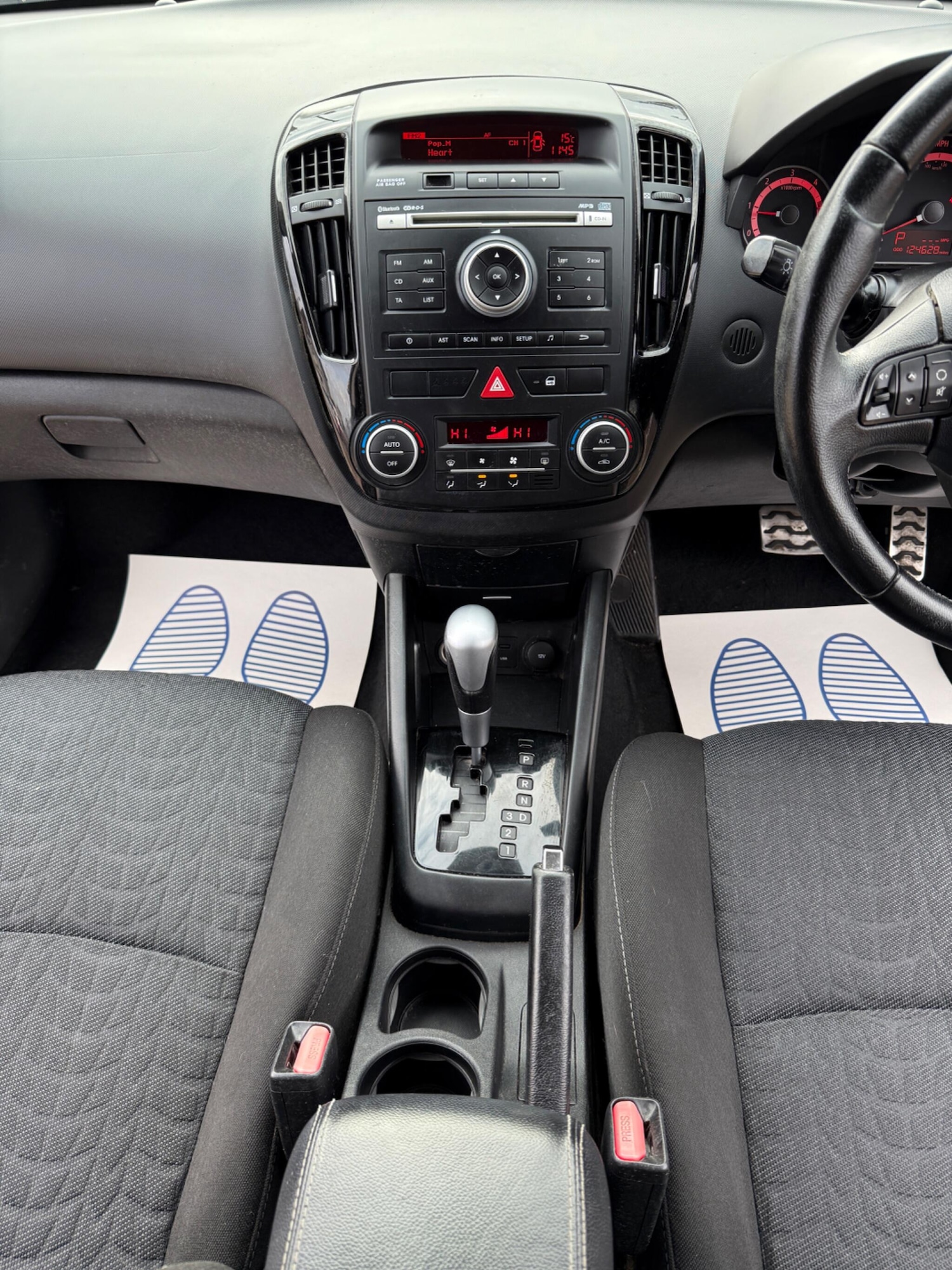 Used Kia Ceed 2011 for sale - 76480773: Photo 14