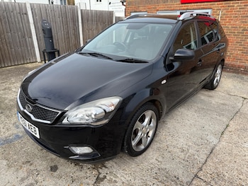 Used Kia Ceed 2011 for sale - 76480773: Photo