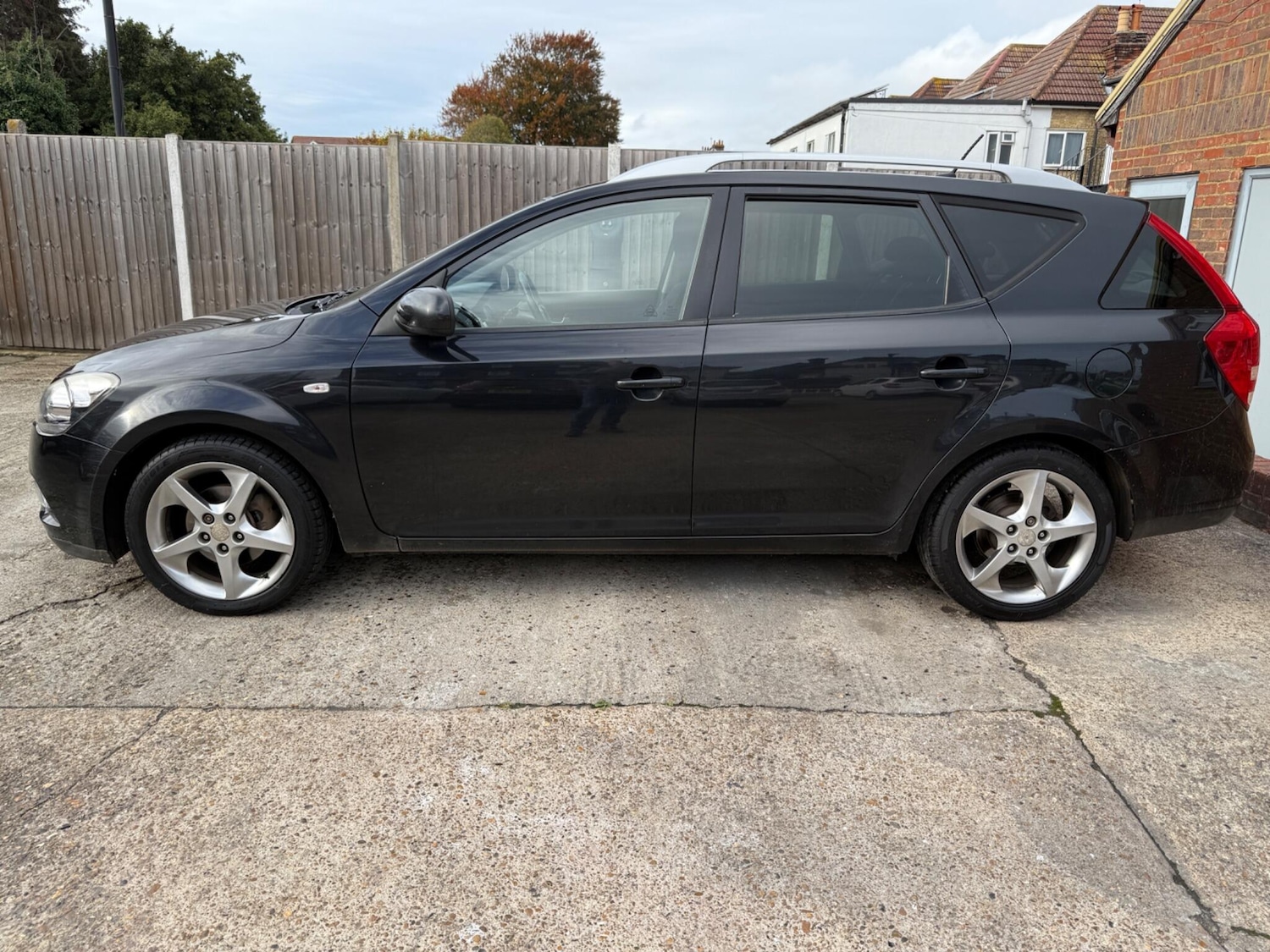 Used Kia Ceed 2011 for sale - 76480773: Photo 7