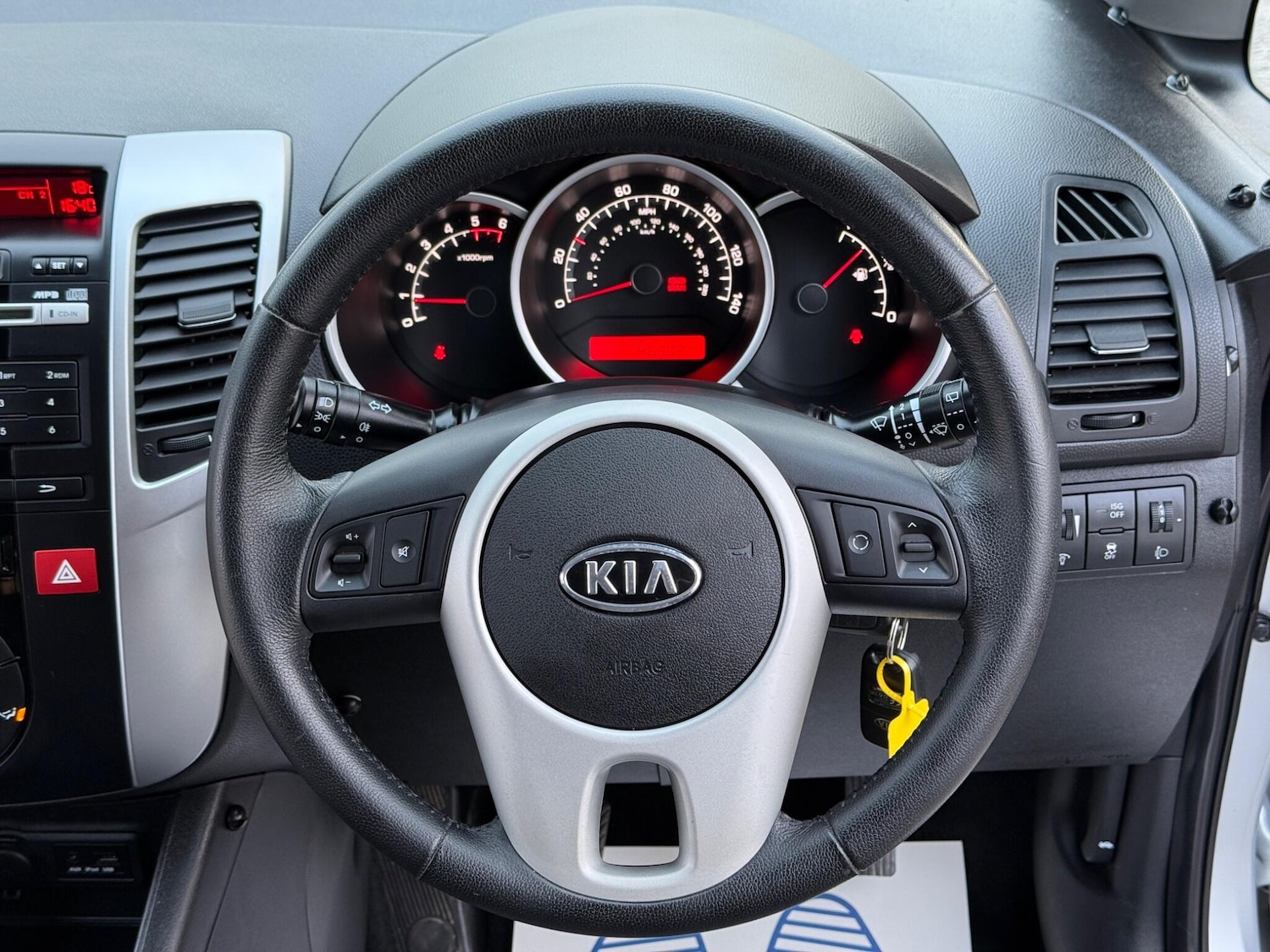 Used Kia Venga 2010 for sale - 76273693: Photo 16