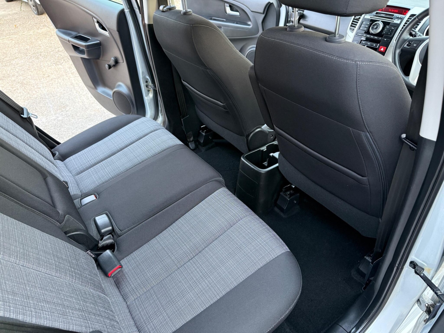Used Kia Venga 2010 for sale - 76273693: Photo 19