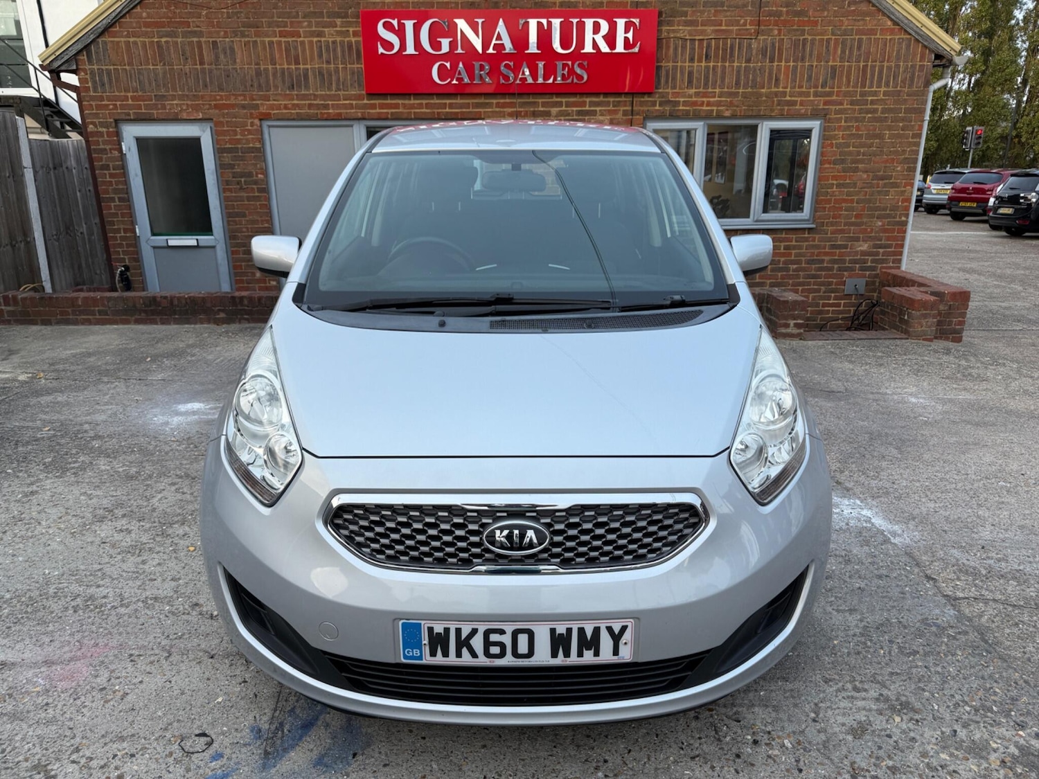 Used Kia Venga 2010 for sale - 76273693: Photo 2