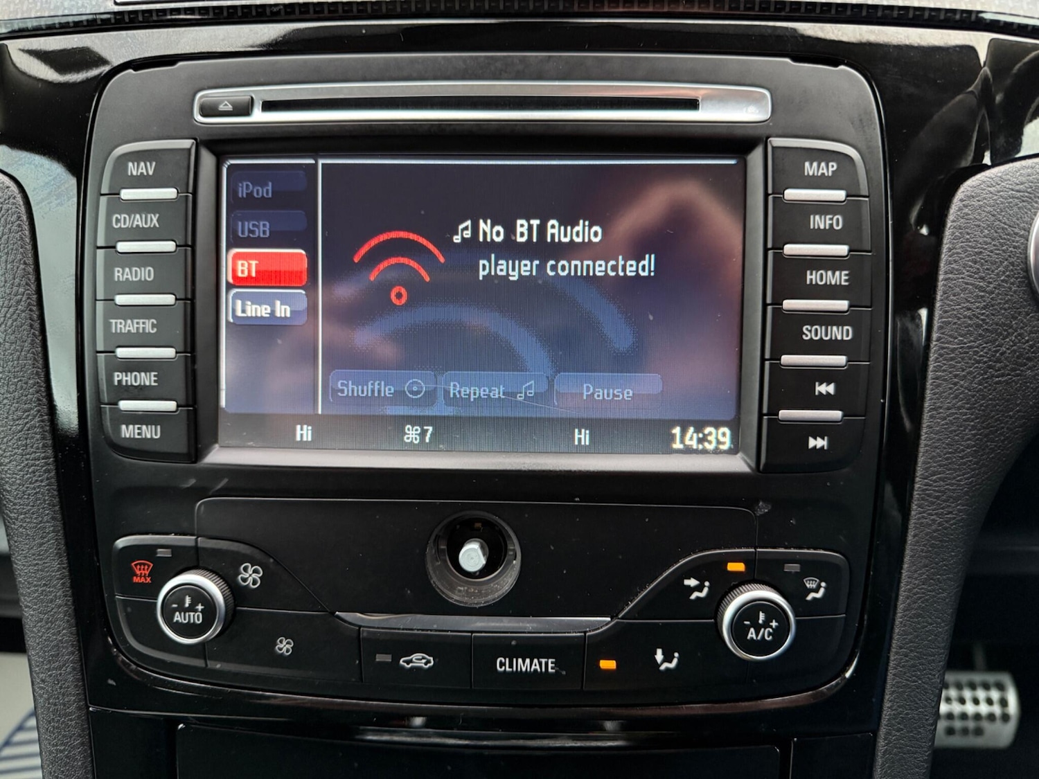 Used Ford S-Max 2014 for sale - 76685522: Photo 18