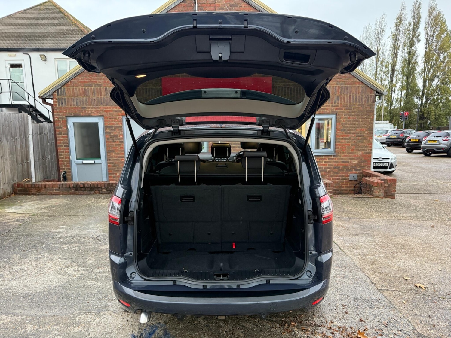 Used Ford S-Max 2014 for sale - 76685522: Photo 28