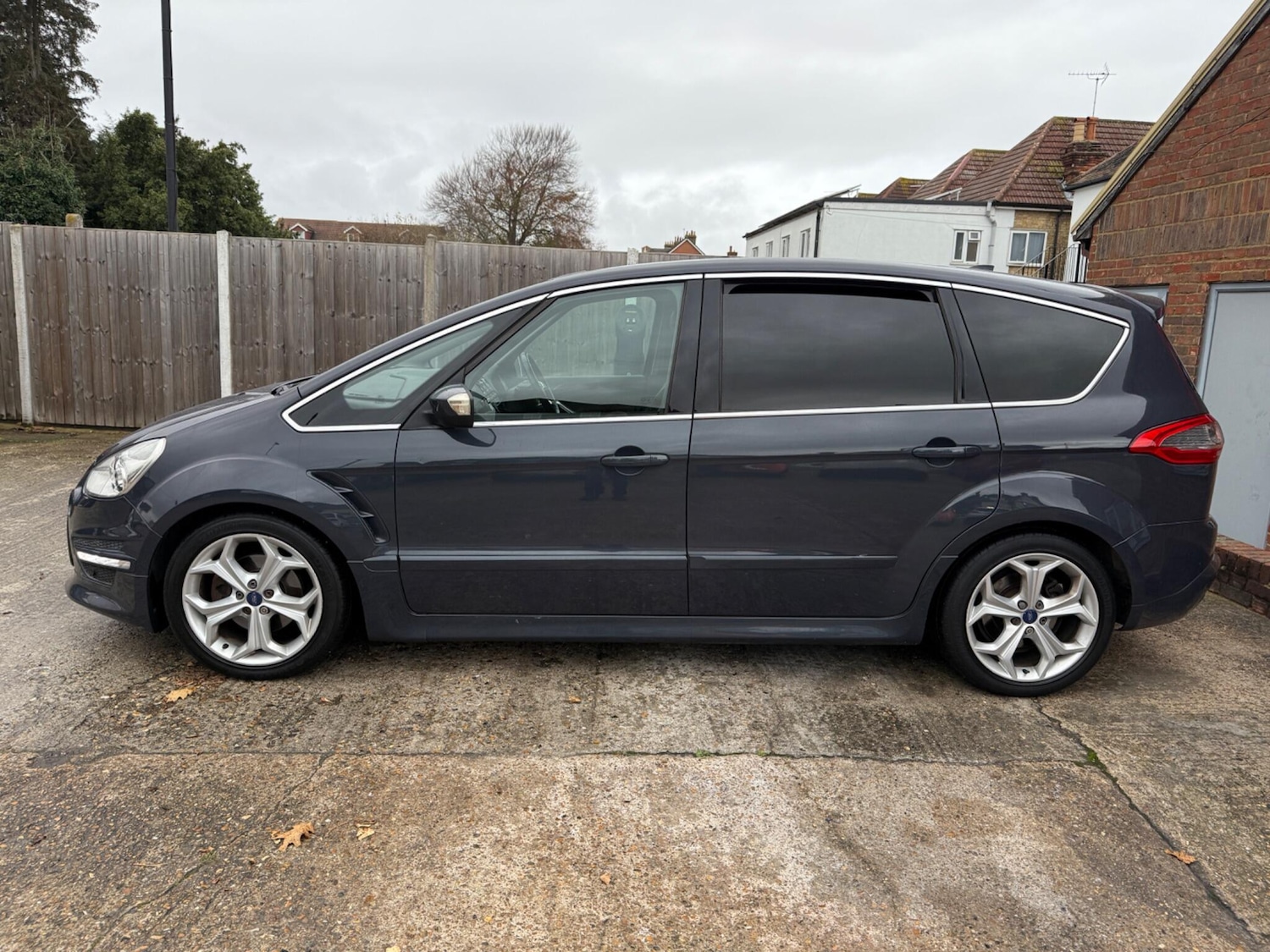 Used Ford S-Max 2014 for sale - 76685522: Photo 7