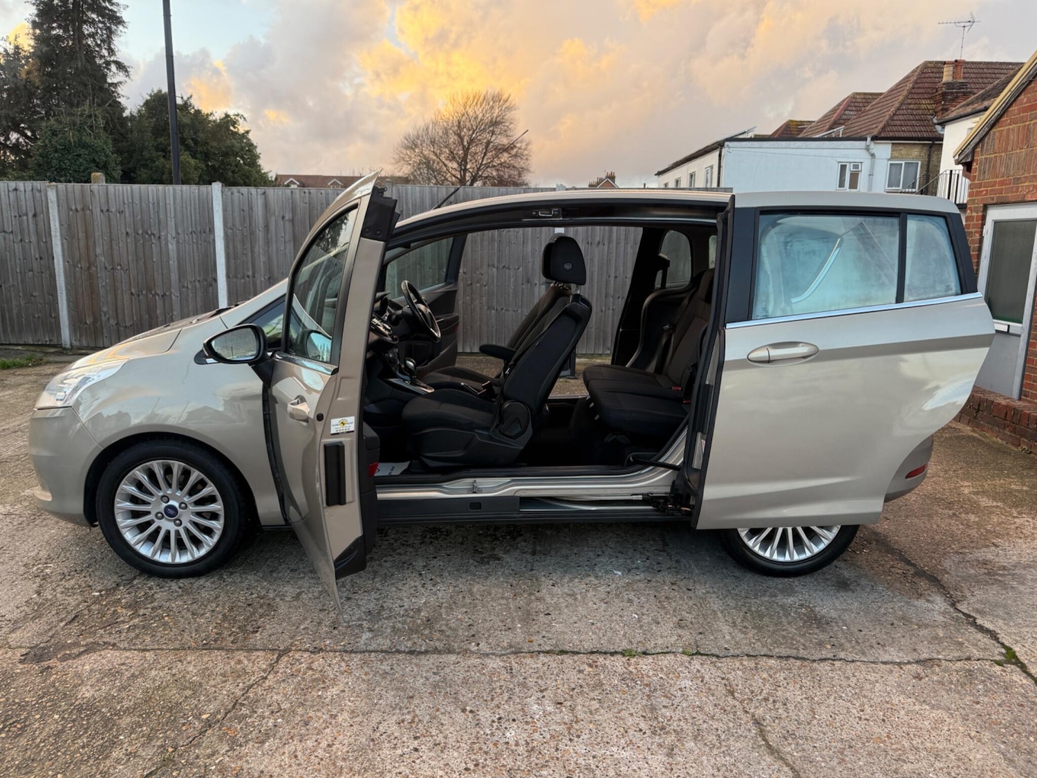 Used Ford B-MAX 2013 for sale - 76798671: Photo 22