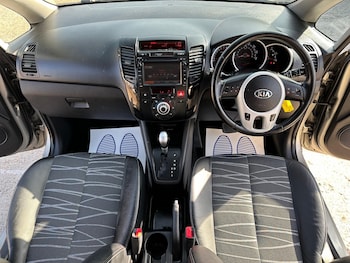 Used Kia Venga 2014 for sale - 75699645: Photo