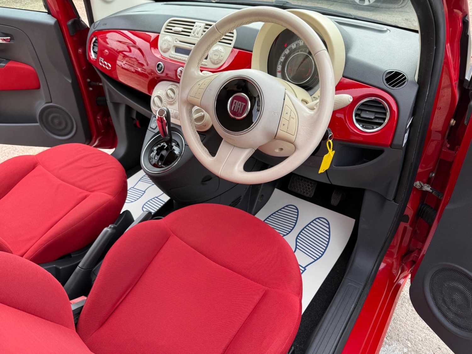 Used Fiat 500 2025 for sale - 76641642: Photo 4