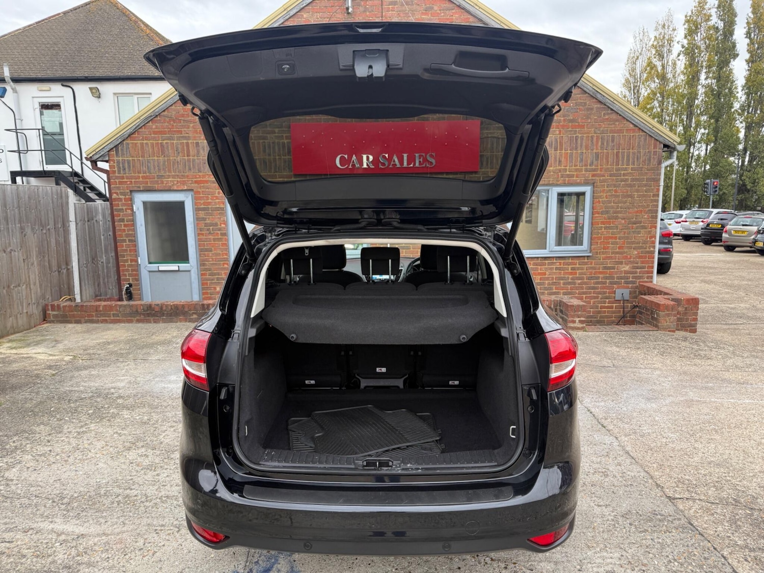 Used Ford C-Max 2017 for sale - 76495816: Photo 26