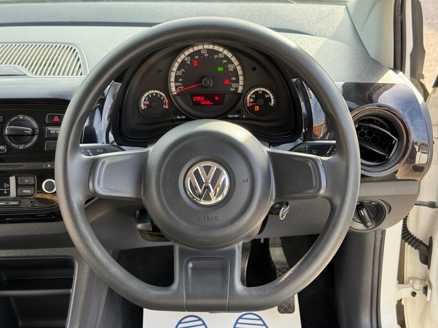 Used Volkswagen up! 2025 for sale - 76198110: Photo 16