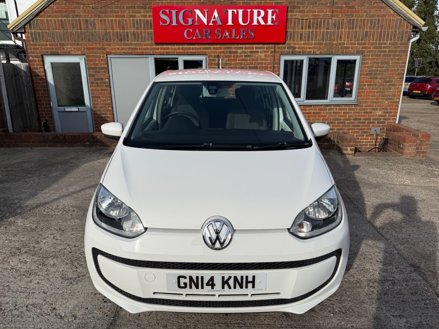 Used Volkswagen up! 2025 for sale - 76198110: Photo 2