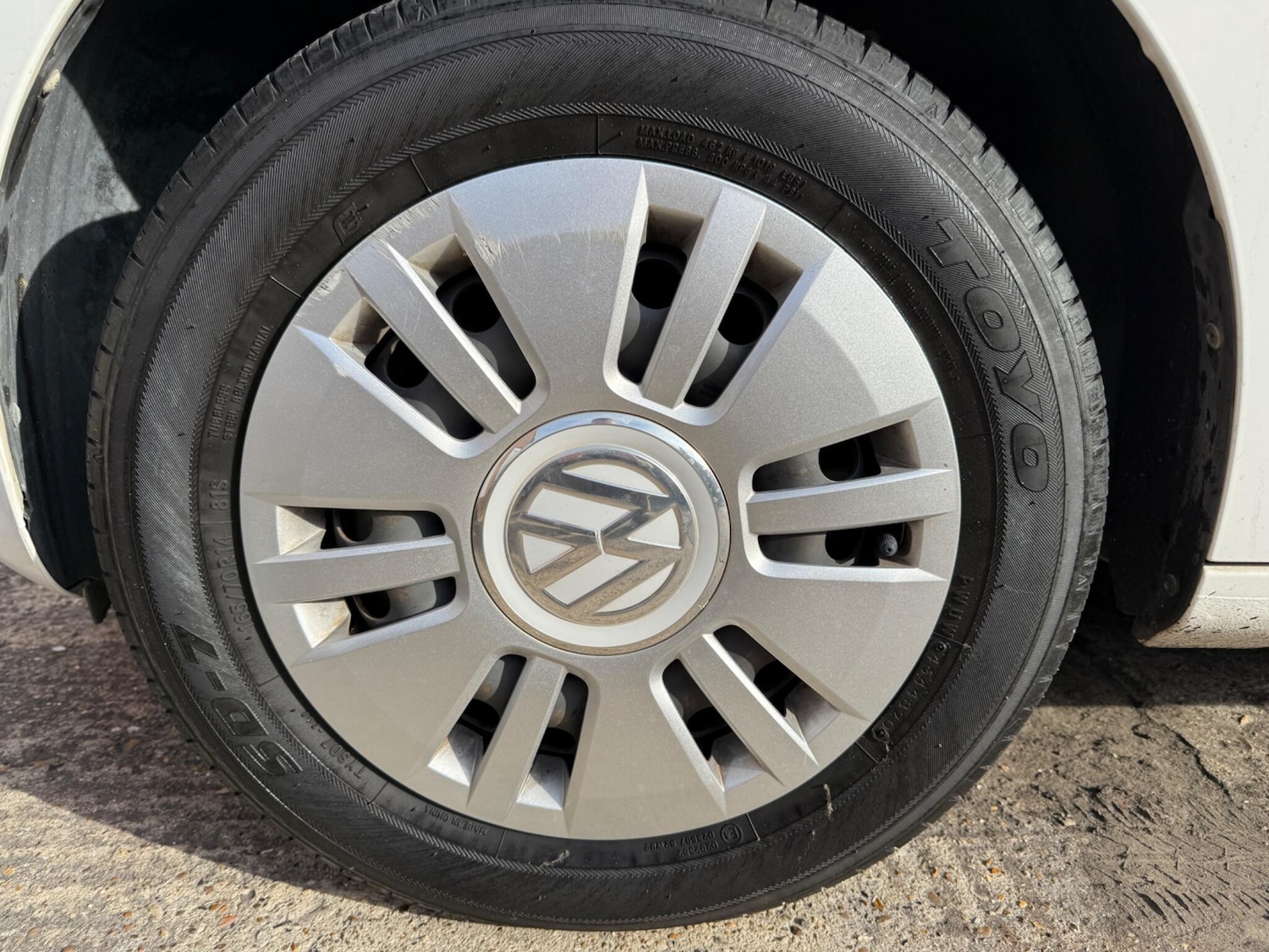 Used Volkswagen up! 2025 for sale - 76198110: Photo 25