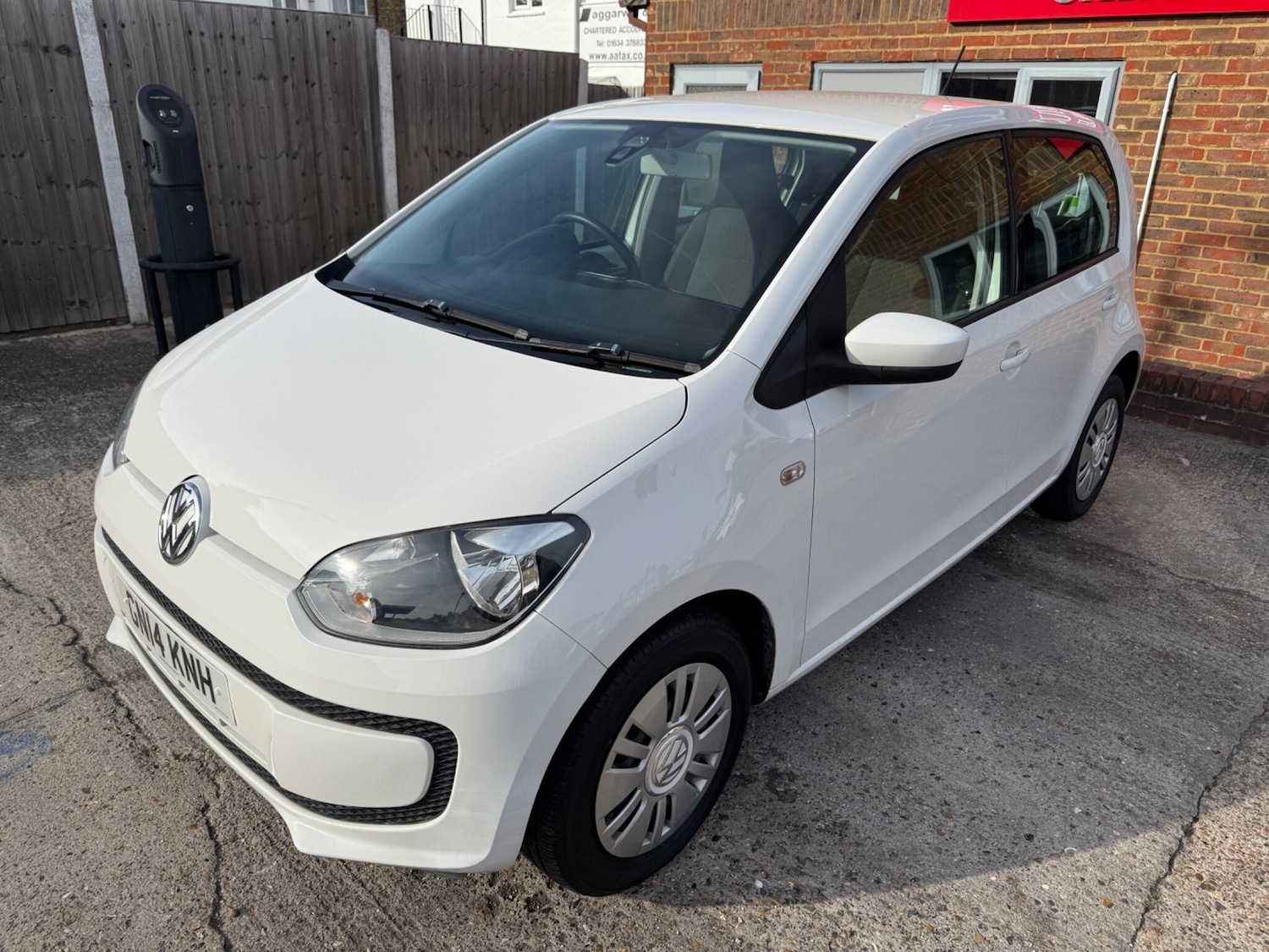 Used Volkswagen up! 2025 for sale - 76198110: Photo 3