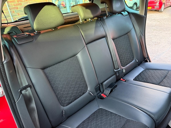 Used Peugeot 3008 2015 for sale - 76134129: Photo 24