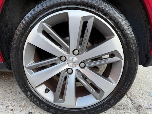 Used Peugeot 3008 2015 for sale - 76134129: Photo 32