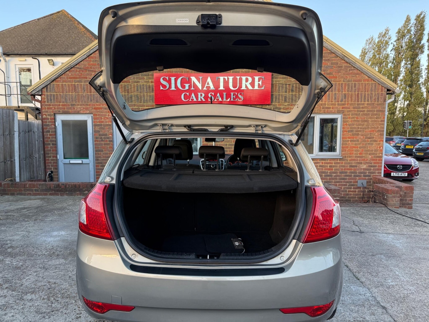 Used Kia Ceed 2011 for sale - 76376832: Photo 21