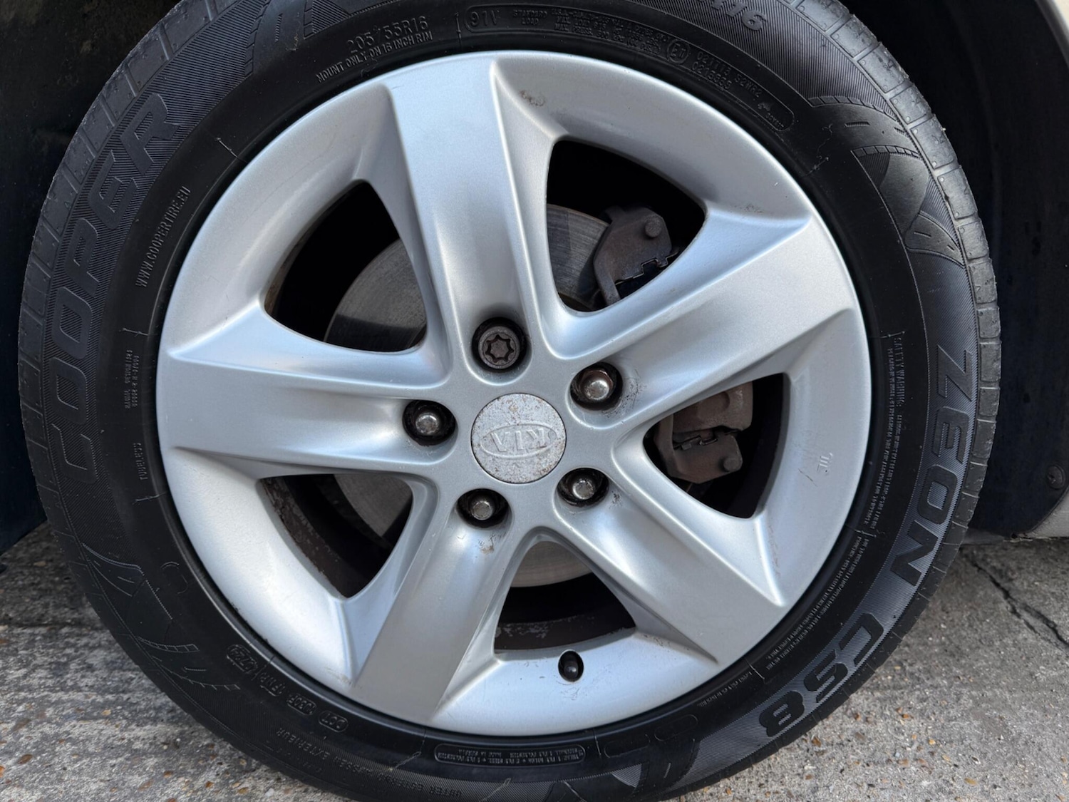 Used Kia Ceed 2011 for sale - 76376832: Photo 23