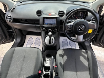 Used Mazda Mazda2 2012 for sale - 75754361: Photo