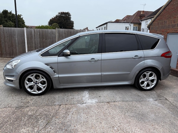 Used Ford S-Max 2014 for sale - 76236918: Photo 17