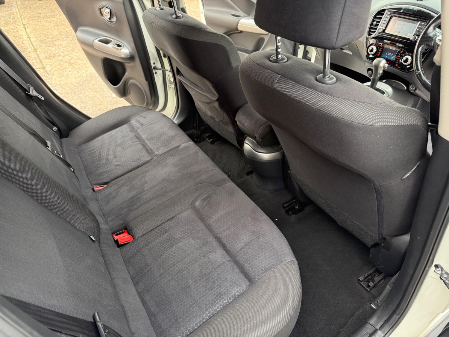 Used Nissan Juke 2013 for sale - 76376842: Photo 24