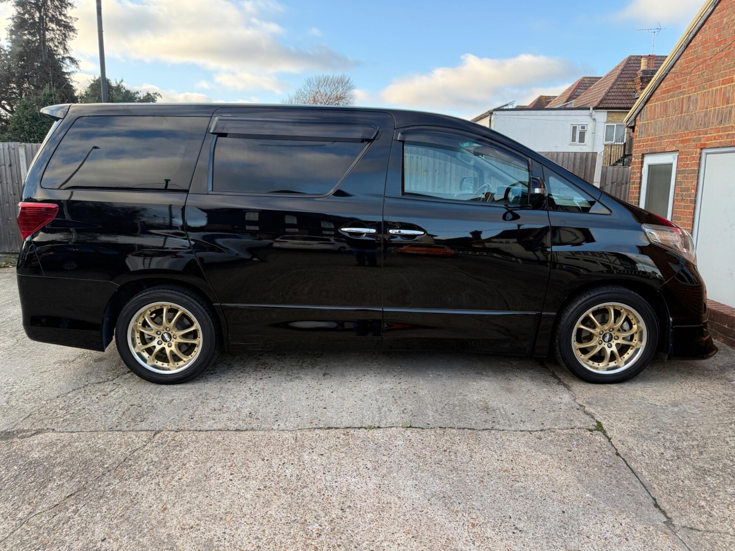 Used Toyota Alphard 2025 for sale - 76750900: Photo 10