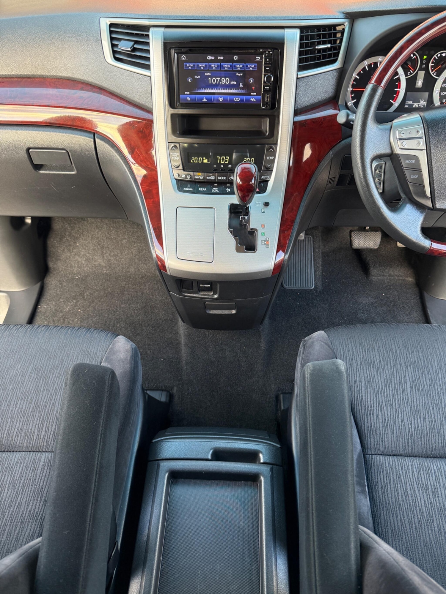 Used Toyota Alphard 2025 for sale - 76750900: Photo 13