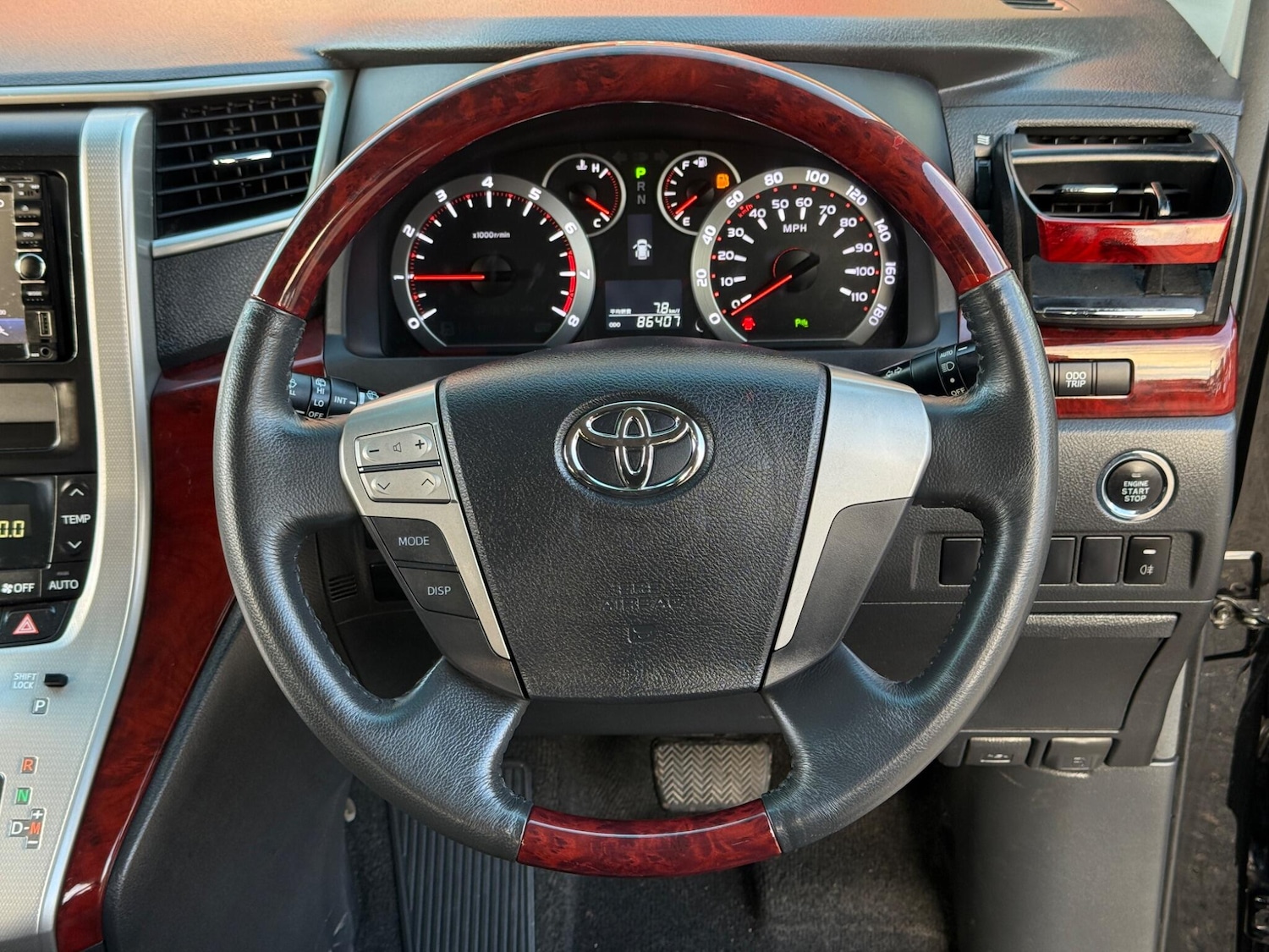 Used Toyota Alphard 2025 for sale - 76750900: Photo 17