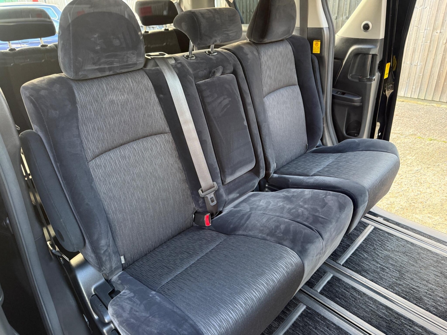 Used Toyota Alphard 2025 for sale - 76750900: Photo 19