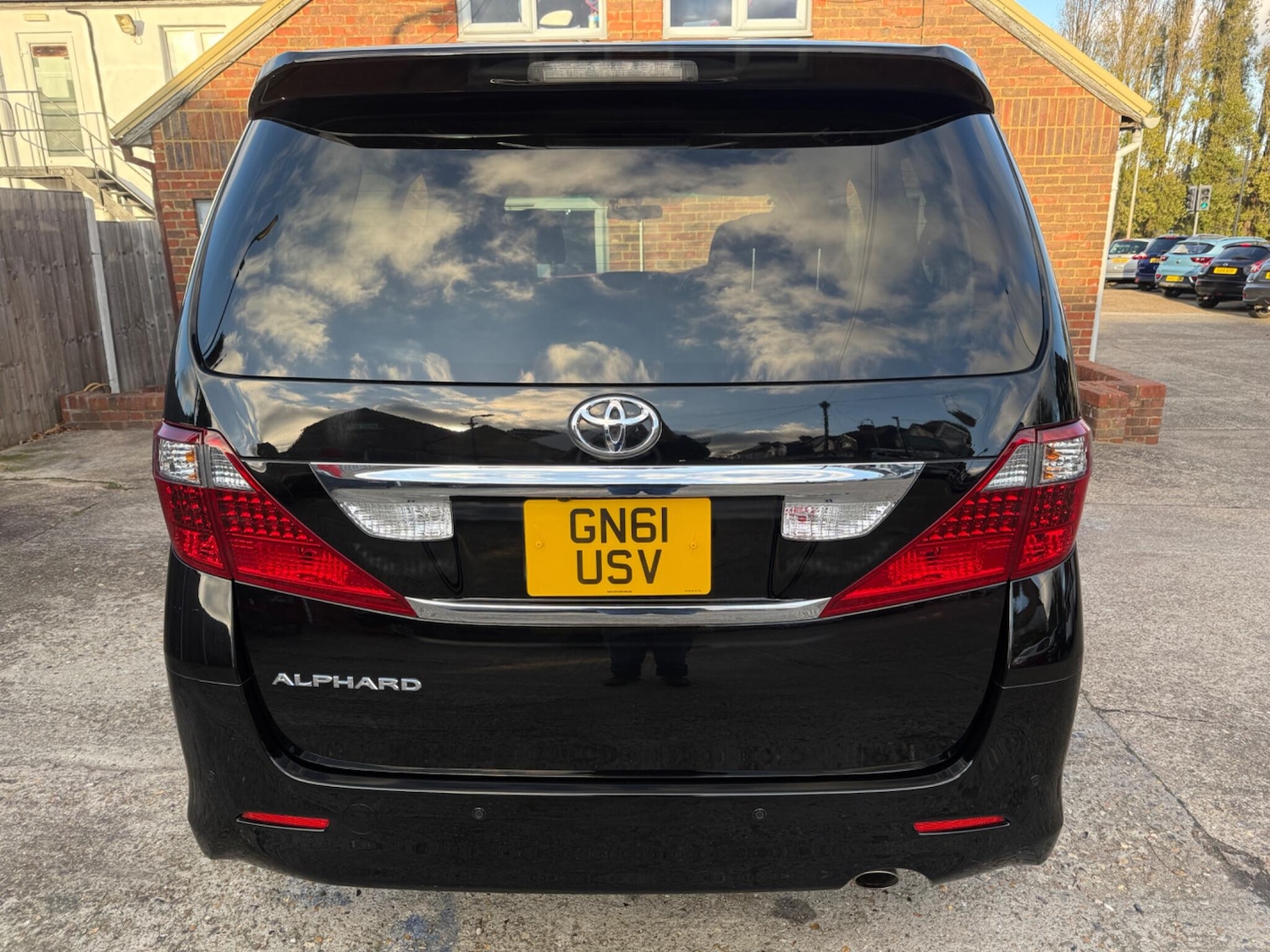 Used Toyota Alphard 2025 for sale - 76750900: Photo 8