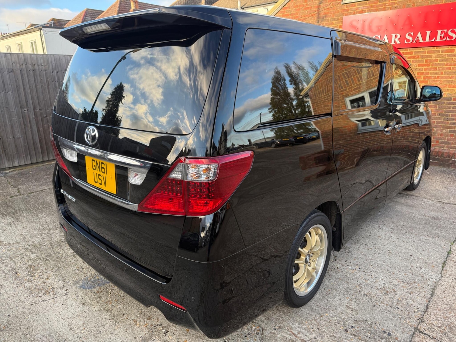 Used Toyota Alphard 2025 for sale - 76750900: Photo 9