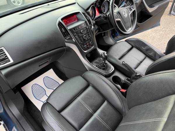 Used Vauxhall Astra 2013 for sale - 76149156: Photo 13
