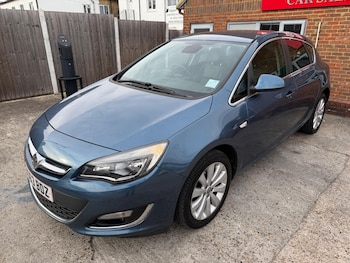 Used Vauxhall Astra 2013 for sale - 76149156: Photo 3