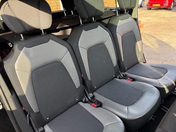 Used Citroen C4 Grand Picasso 2015 for sale - 76112738: Photo 25