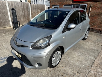 Used Toyota AYGO 2012 for sale - 75736820: Photo