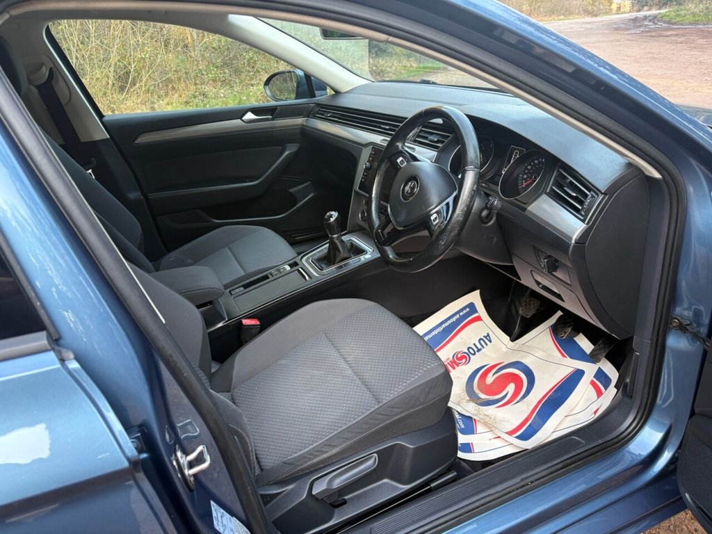 Used Volkswagen Passat 2017 for sale - 77952950: Photo 4