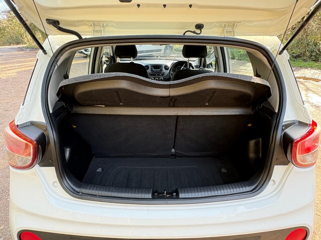 Used Hyundai i10 2017 for sale - 77557968: Photo 10