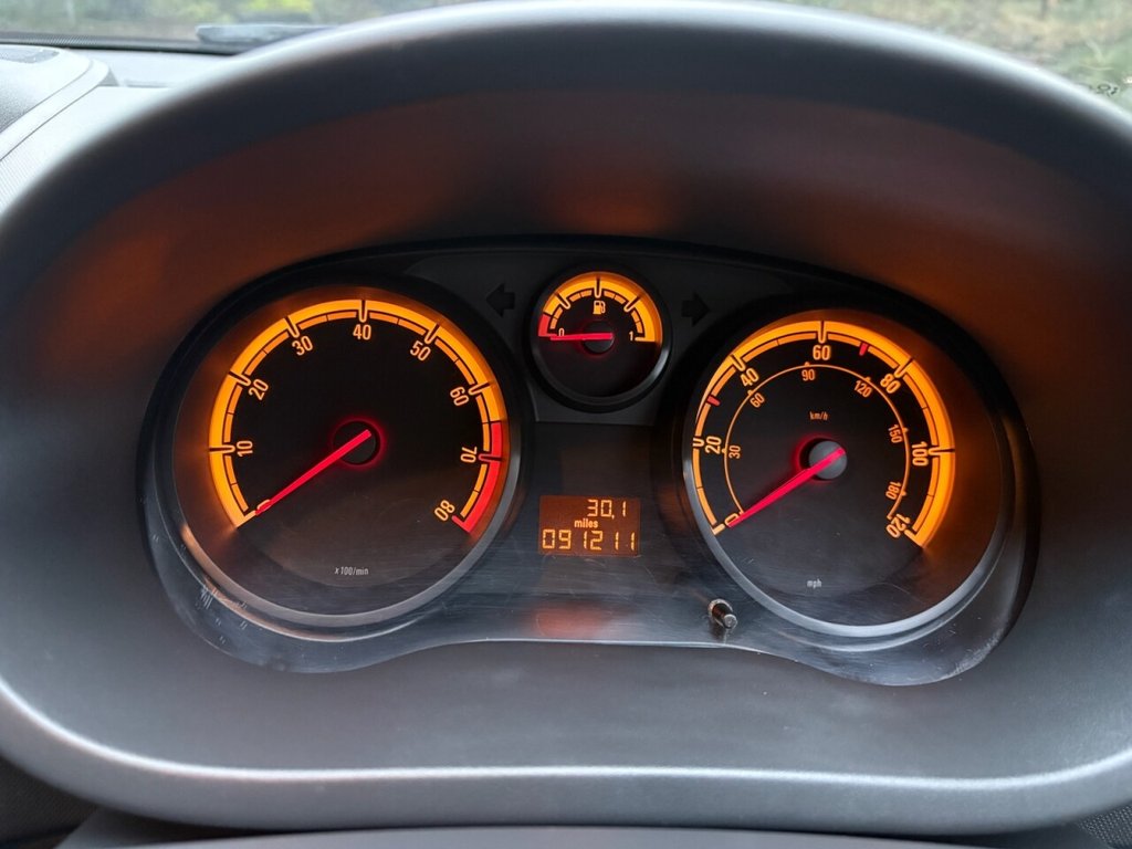 Used Vauxhall Corsa 2013 for sale - 77631698: Photo 12