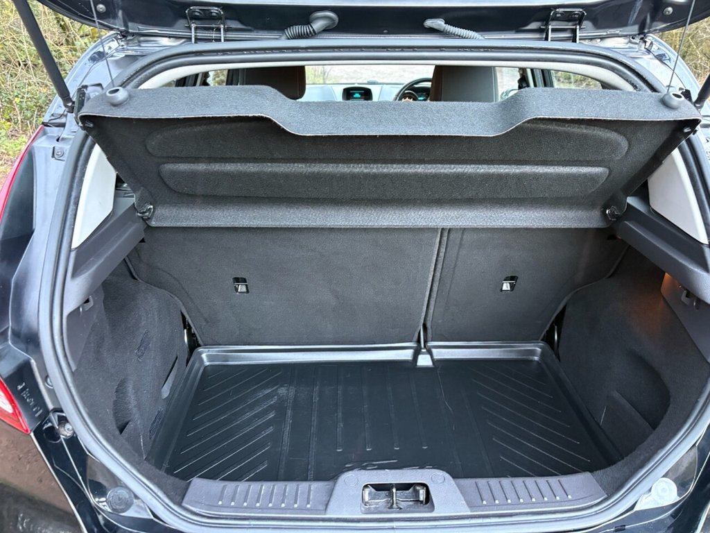 Used Ford Fiesta 2015 for sale - 77007609: Photo 15