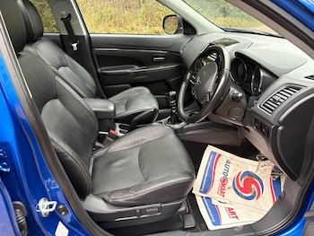 Used Mitsubishi ASX 2017 for sale - 77328000: Photo