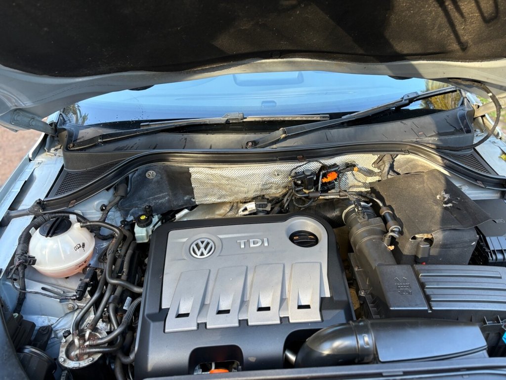 Used Volkswagen Tiguan 2010 for sale - 76698826: Photo 8