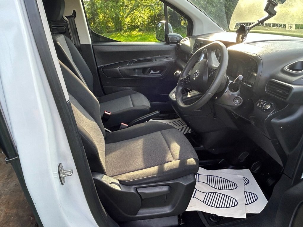Used Vauxhall Combo 2021 for sale - 77007326: Photo 2