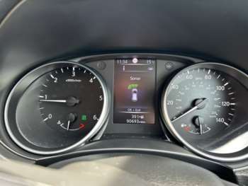 Used Nissan Qashqai 2018 for sale - 70625420: Photo