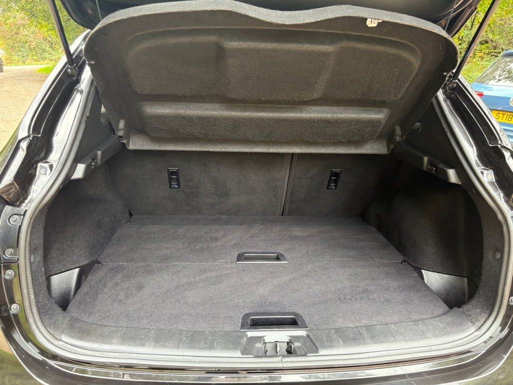 Used Nissan Qashqai 2018 for sale - 76235796: Photo 14