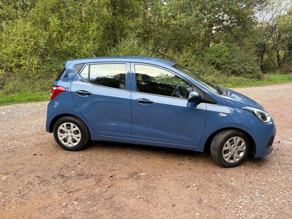 Used Hyundai i10 2015 for sale - 76386411: Photo 14