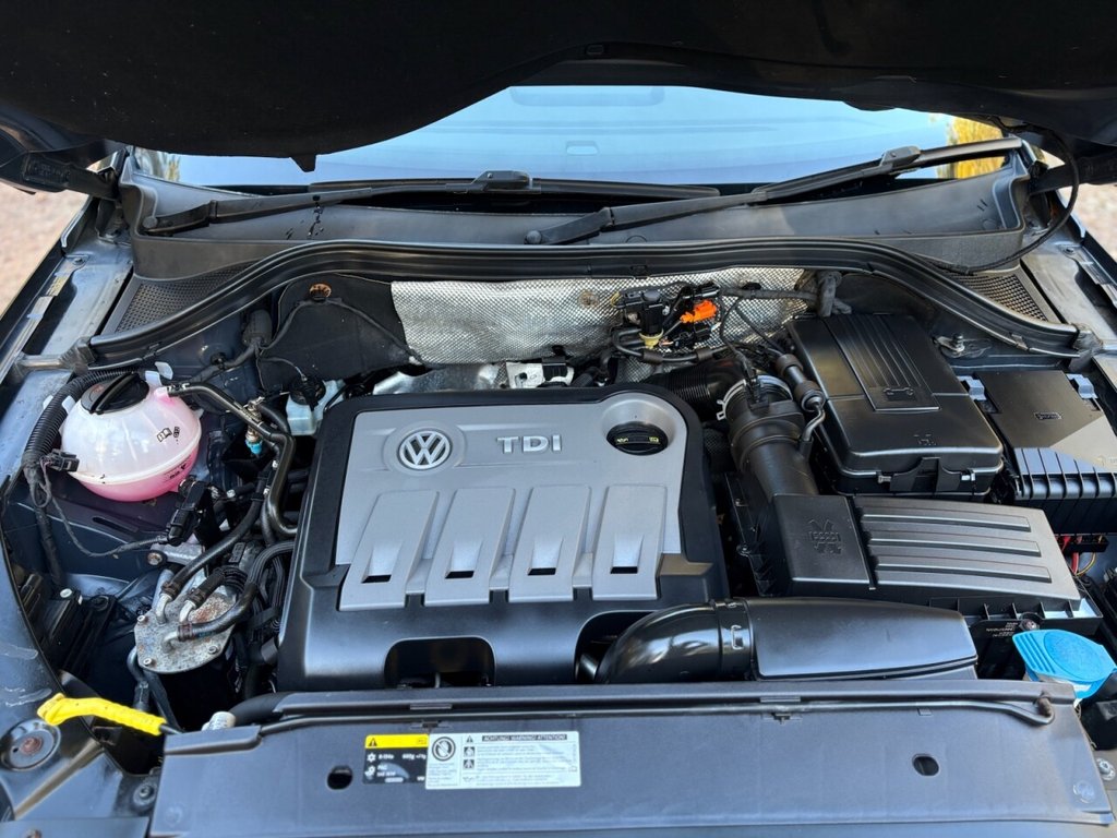 Used Volkswagen Tiguan 2014 for sale - 76698908: Photo 16